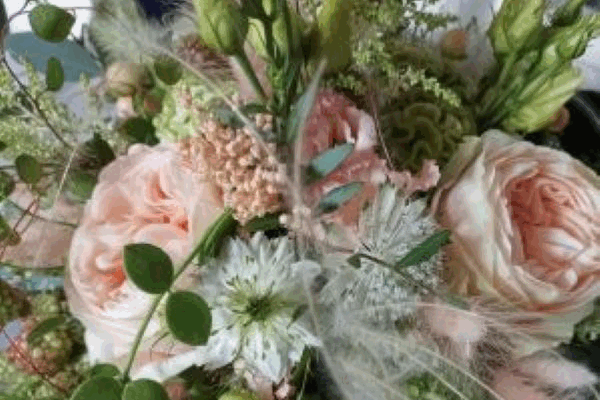 Bild 1 von Blumen und Deko am Franzberg